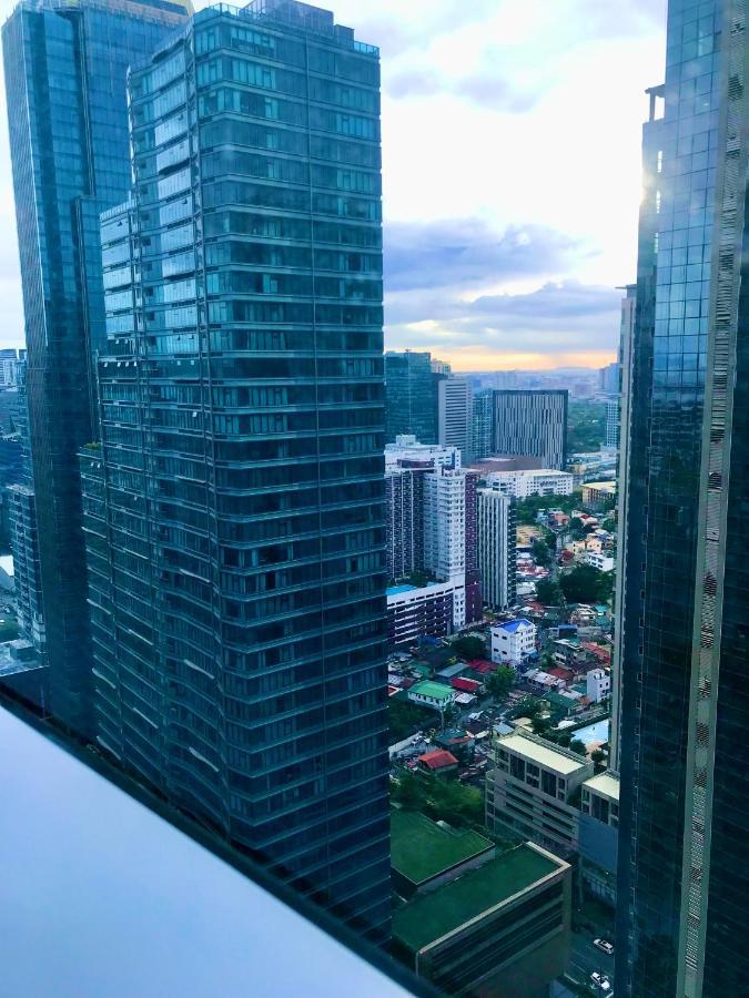 Daniella'S Modern & Cozy Suite In Uptown Bgc มะนิลา ภายนอก รูปภาพ