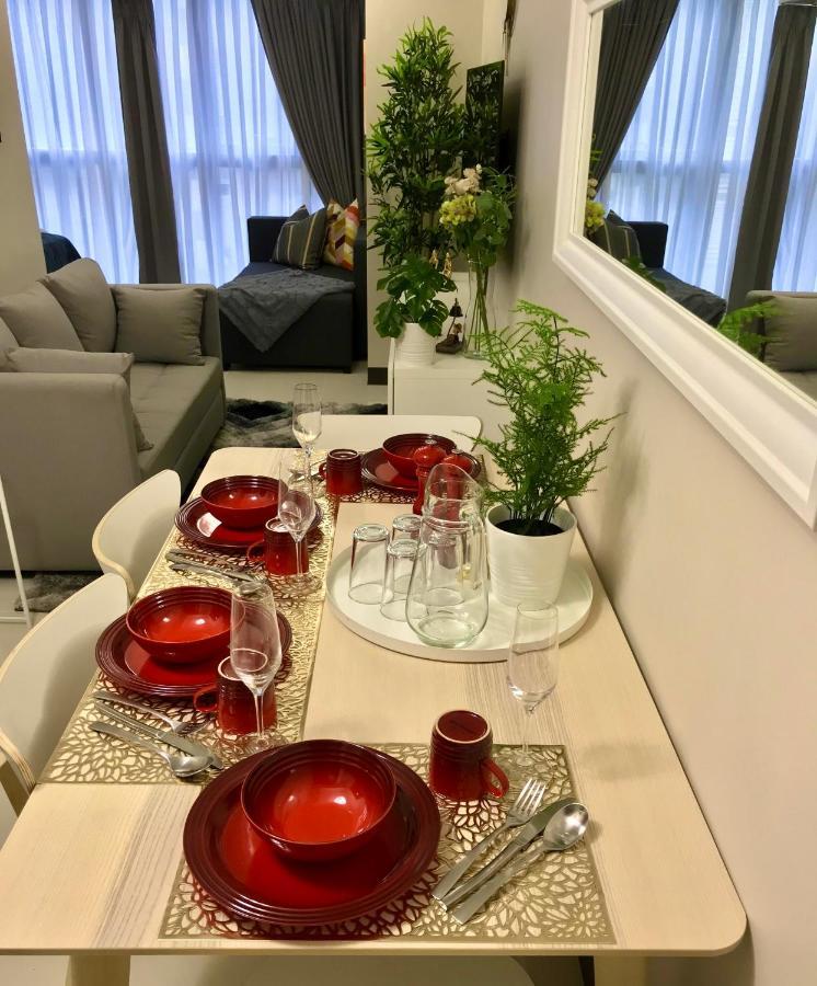 Daniella'S Modern & Cozy Suite In Uptown Bgc มะนิลา ภายนอก รูปภาพ