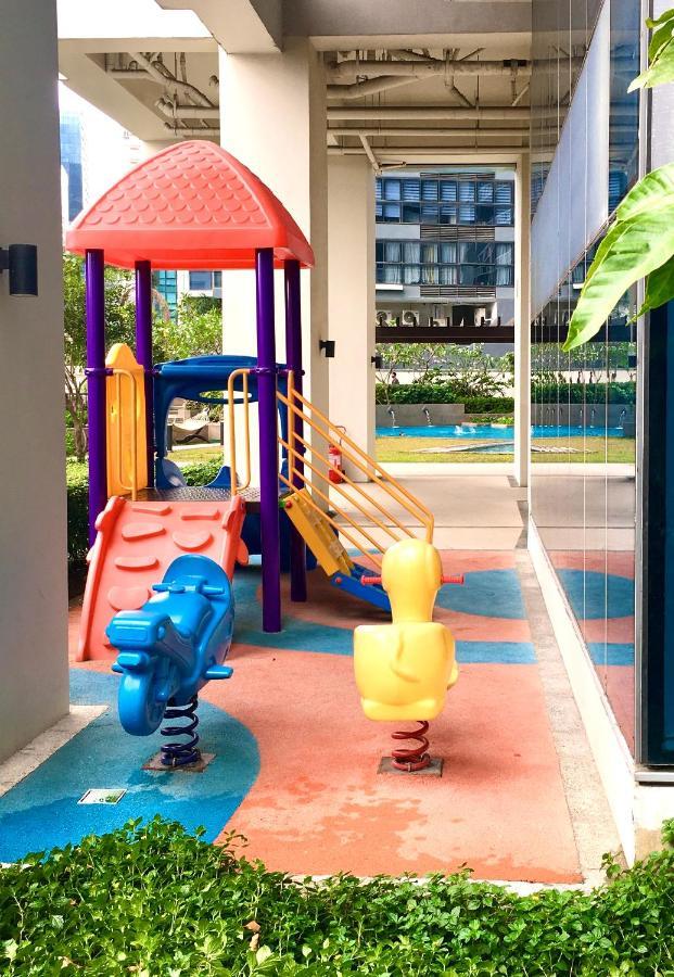 Daniella'S Modern & Cozy Suite In Uptown Bgc มะนิลา ภายนอก รูปภาพ